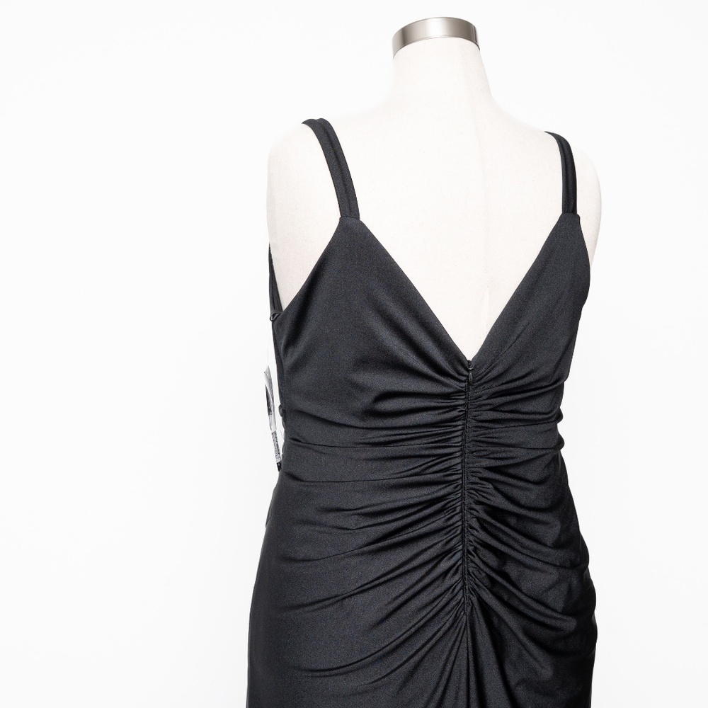 XSCAPE - Draped Ruched Gown - Picture 12 of 12